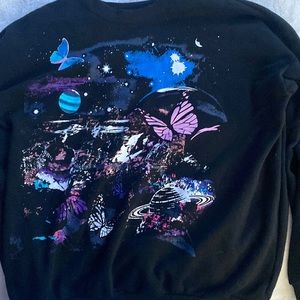 black long sleeve butterfly/planet crew neck